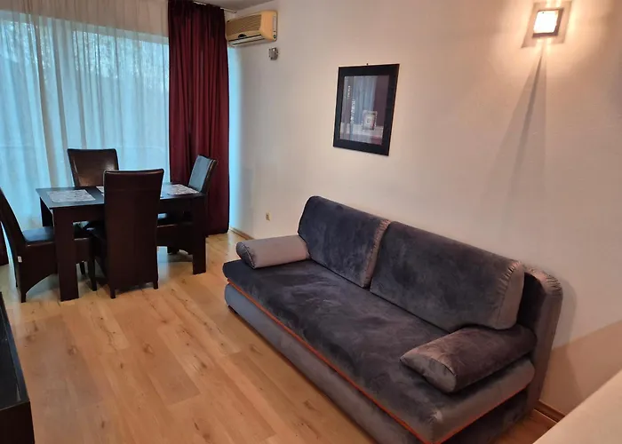 St.Vlas Apartments Mamaia